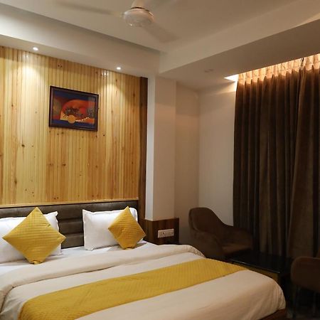Hotel The Bell Ludhiana Exterior photo